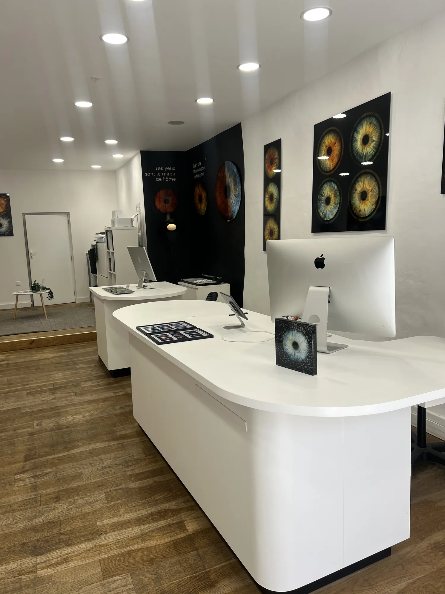 Iris Galerie - Photo 3